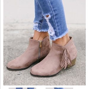 Vici Collection Fringe bootie